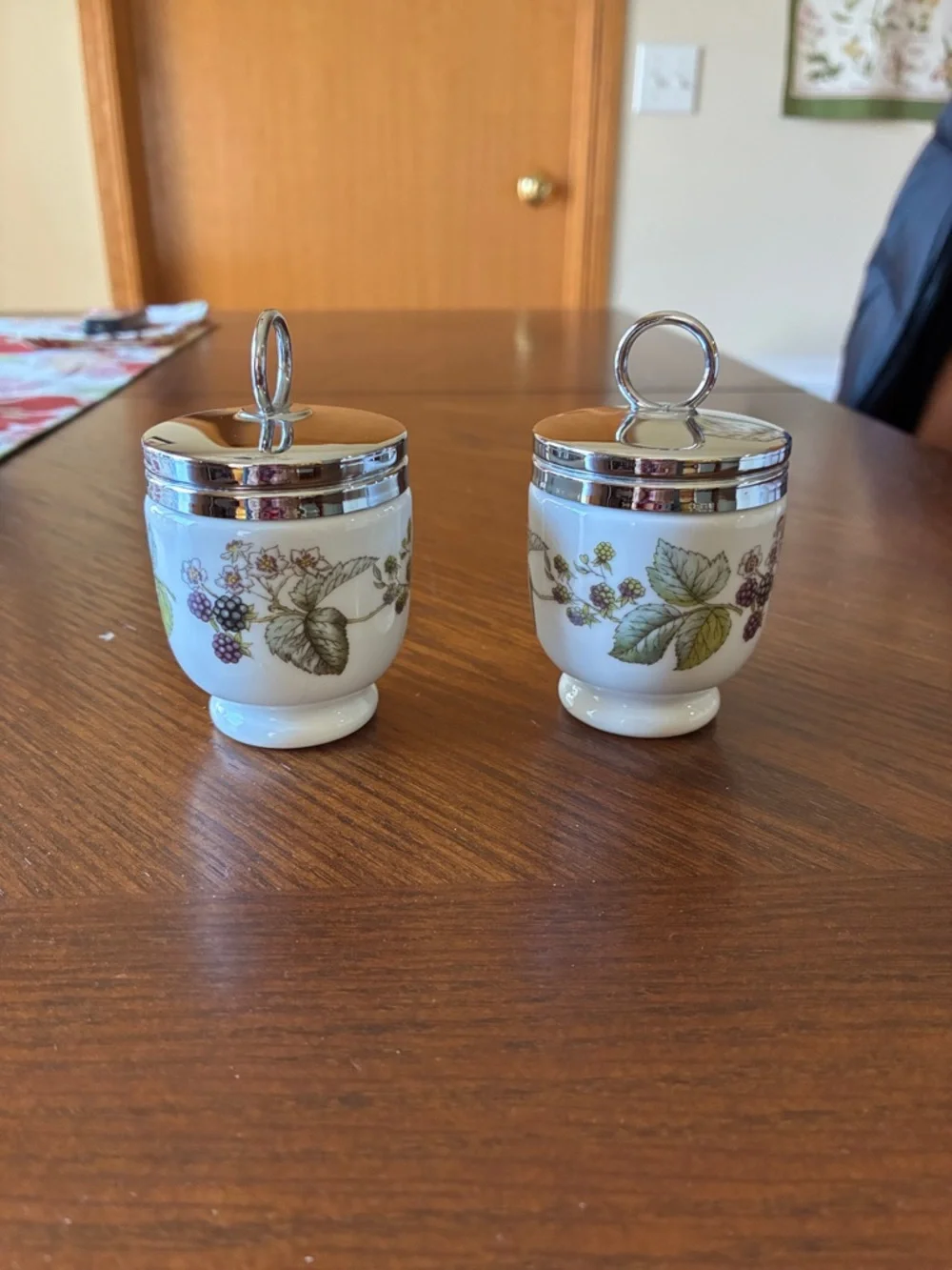 Pair of White Porcelain Egg Cups with Silver Lids and Berry Motif - Picture 1 of 3